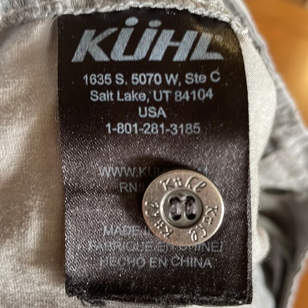 KUHL Roll Up Capris Size 8
